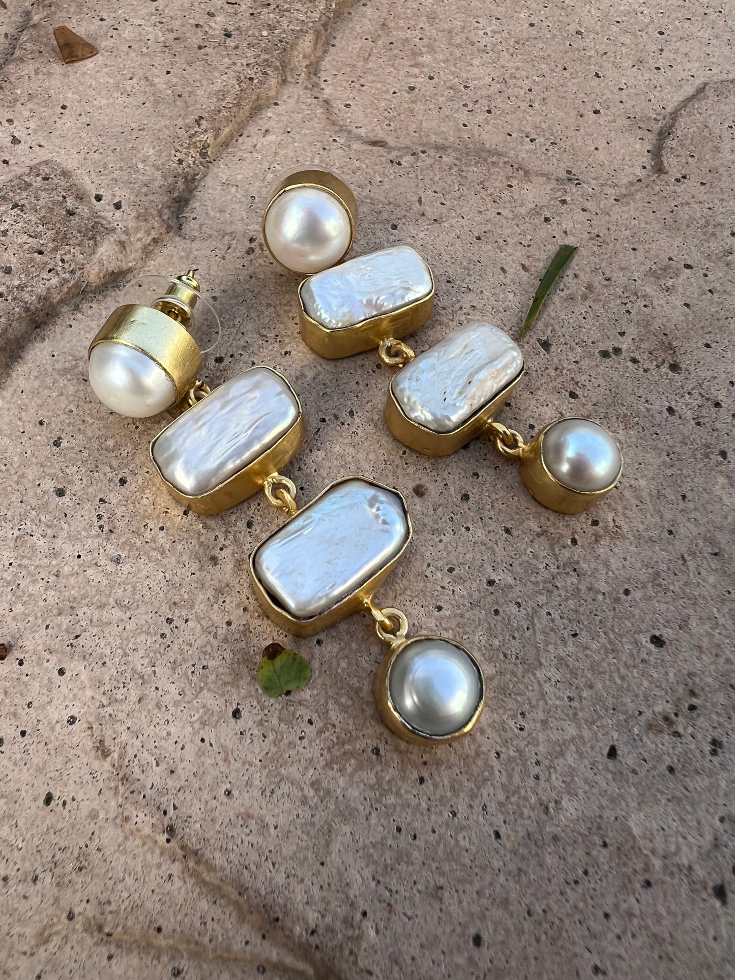 Rustic Pearl Drop Earring