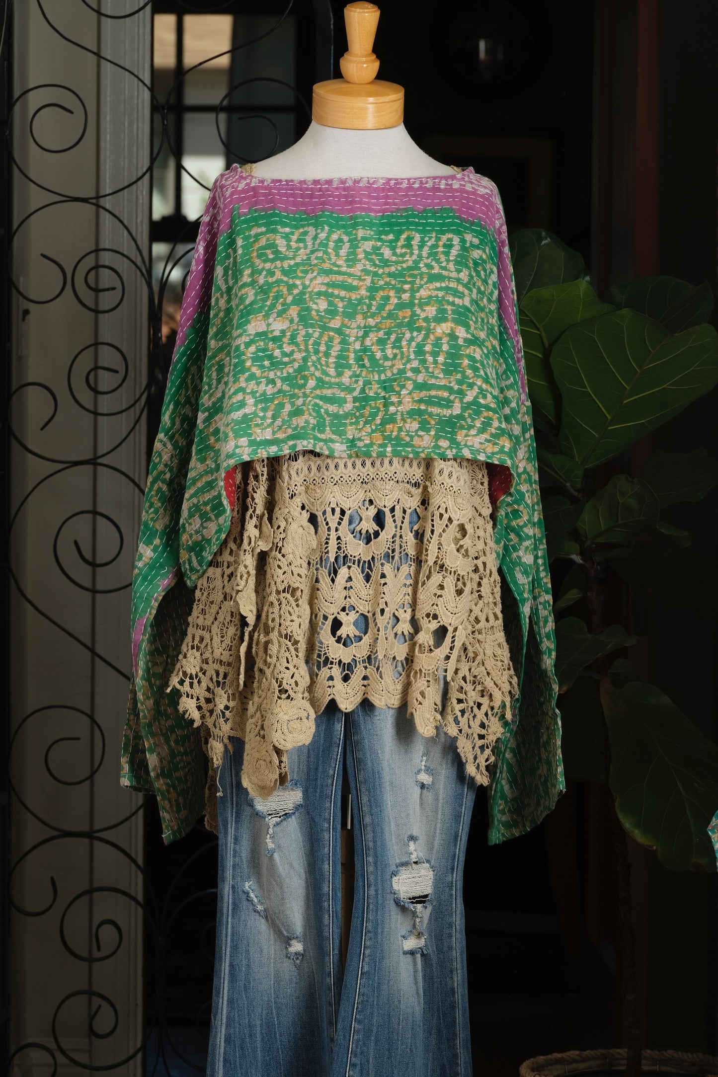 Crop Top in Green Valley