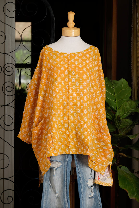 Kantha Pullover in Yellow Story