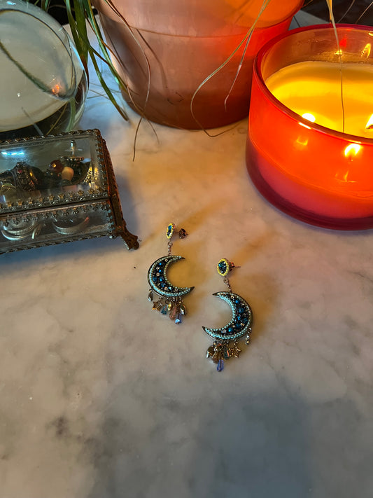 Magic Moon Earring in Blue
