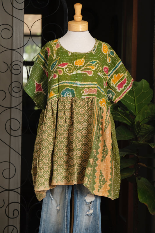 Daydreamer Mini in Green Hollyhock