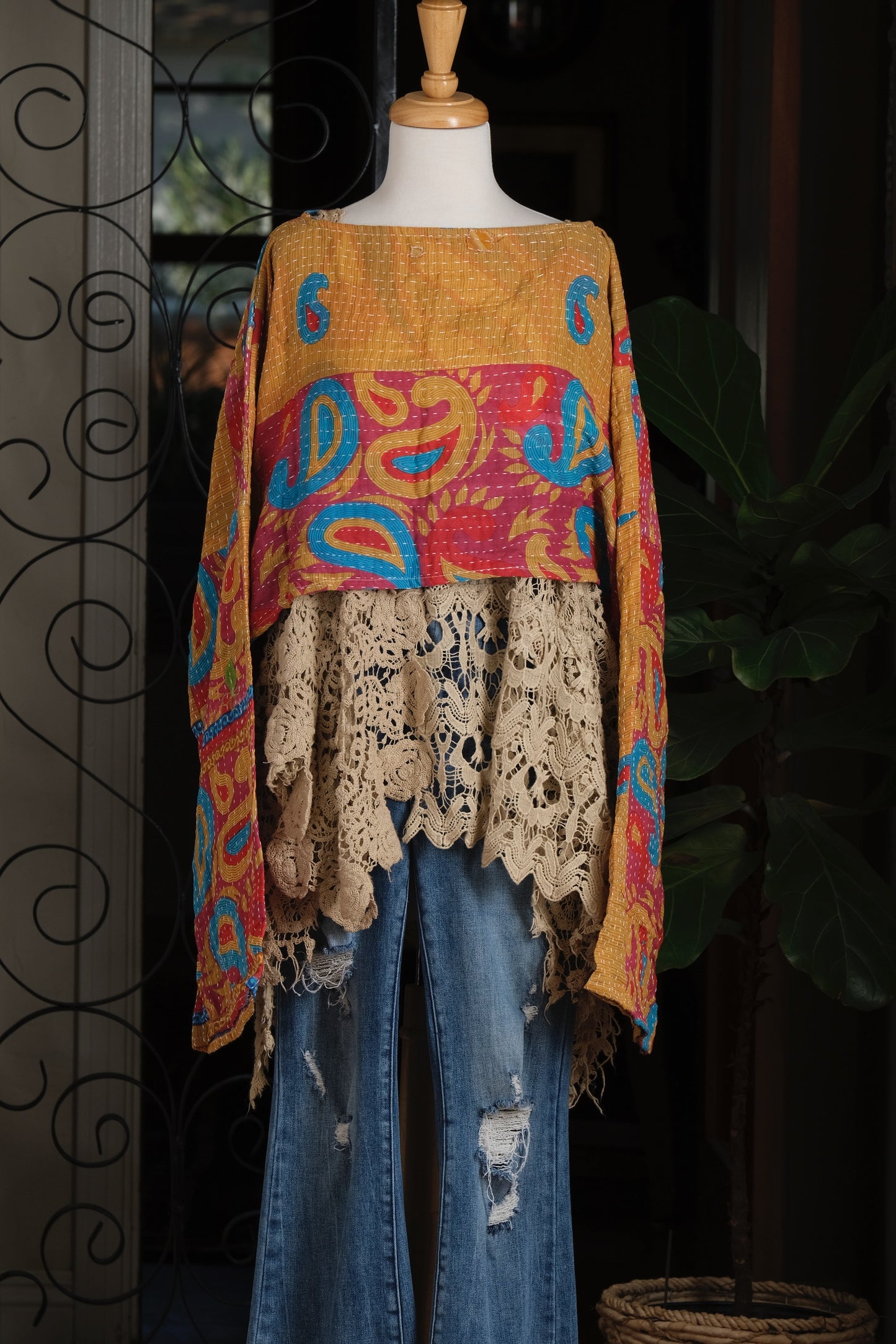 Crop Top in Turquoise Paisley