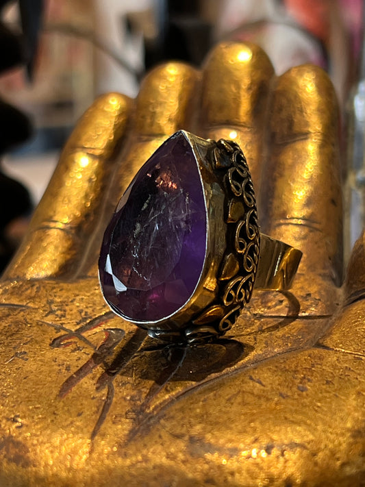 Amethyst Teardrop Ring