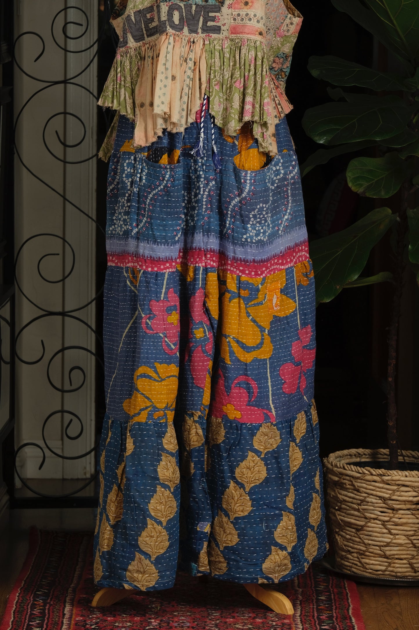 Pocket Pant in Blue Hibiscus