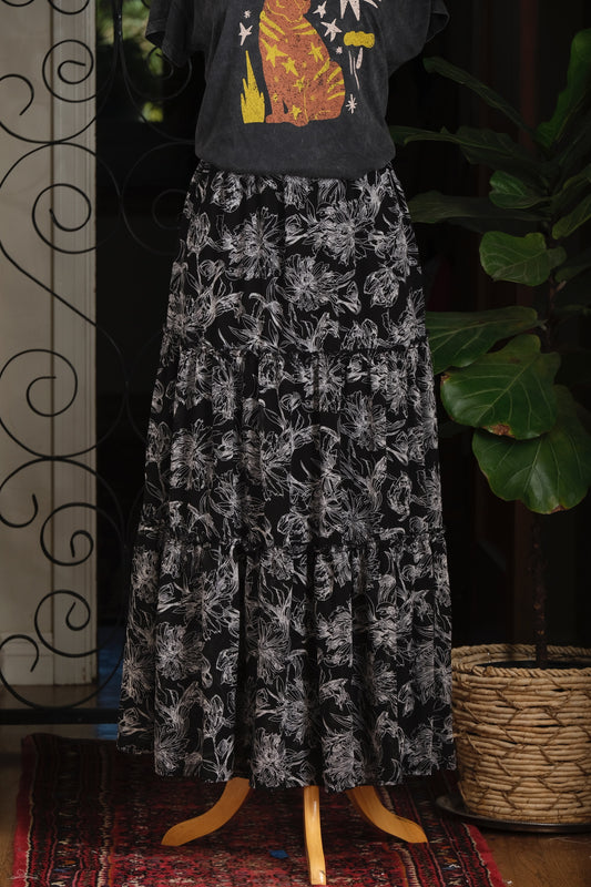 Maxi Skirt in Sketched Flower