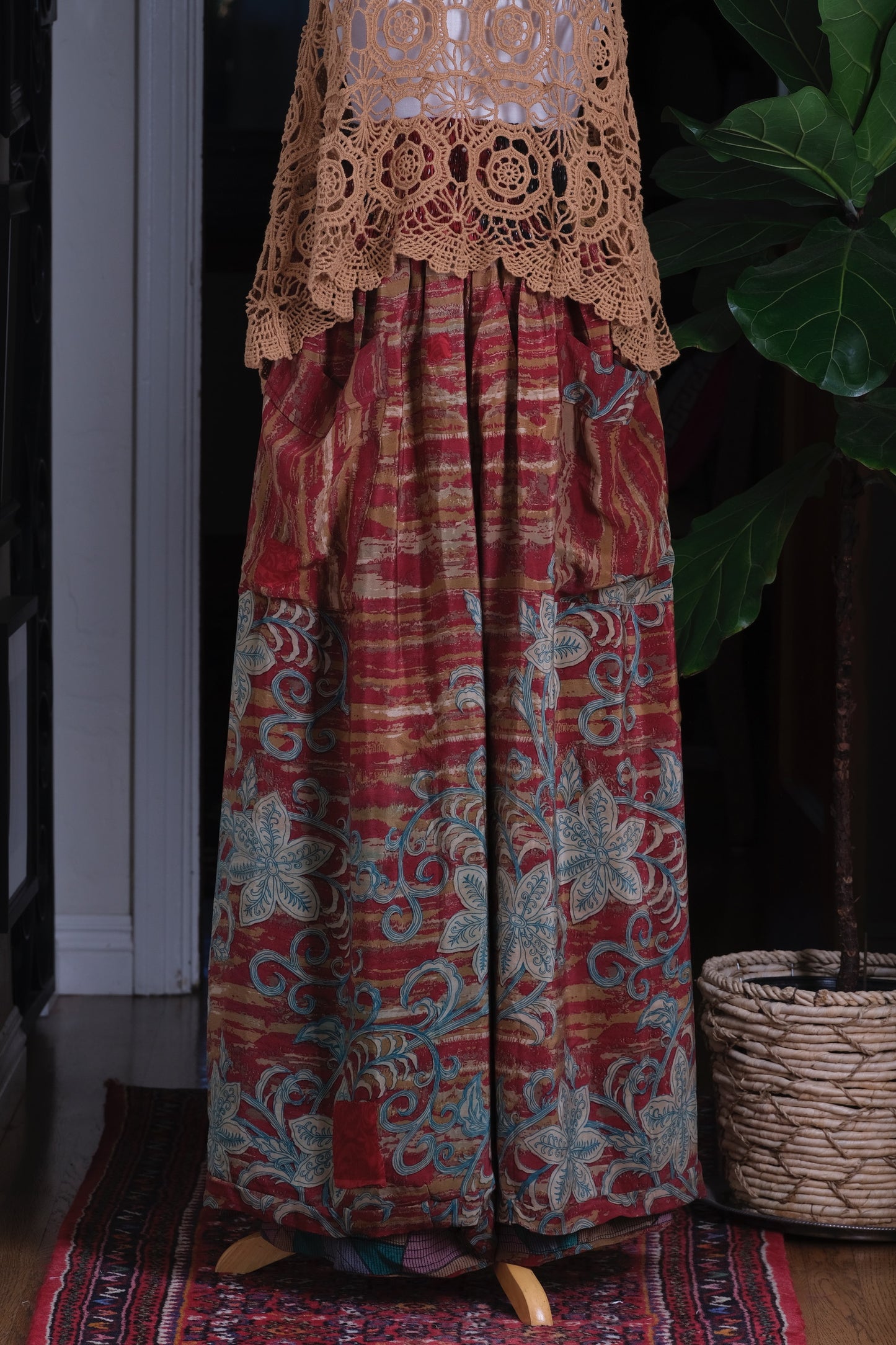 Split Silk Pant in Pirate Flower
