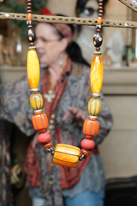 Chunky Horn Necklace in Golden (B) – Chateau Bel Age Boutique (view 2)