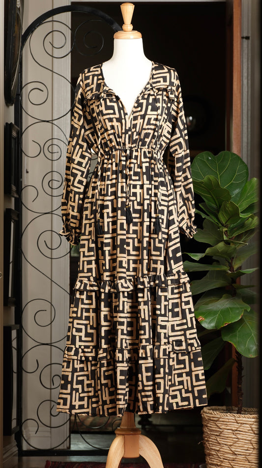 Myra Dress in Mid Century Black