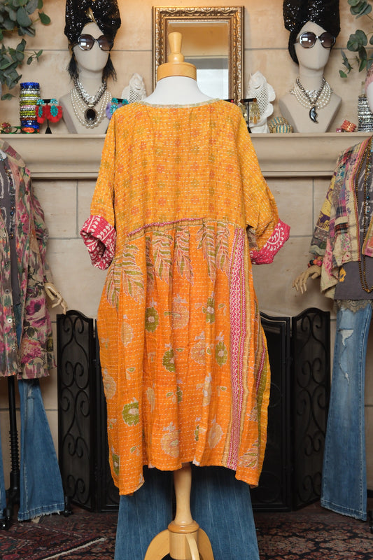 Midi Dress in Tiny Branch