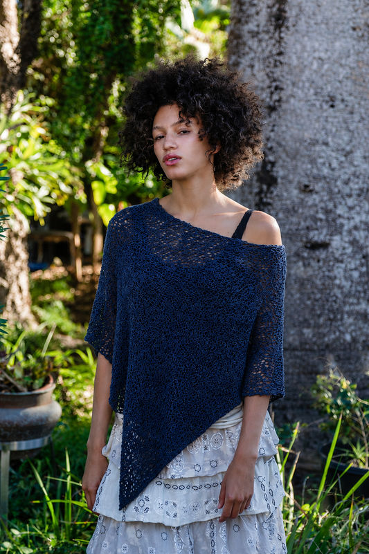 Mini Poncho in Navy