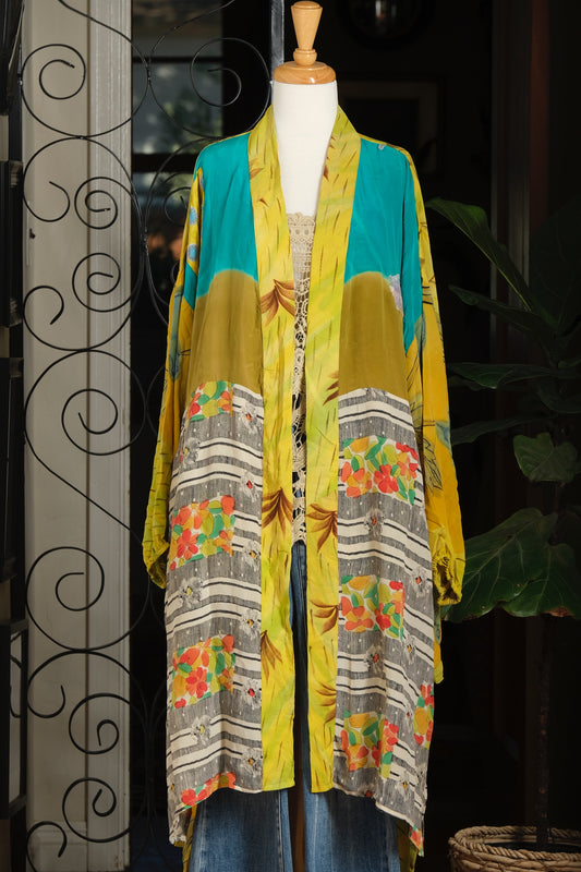 Silky Duster in Golden Tulip