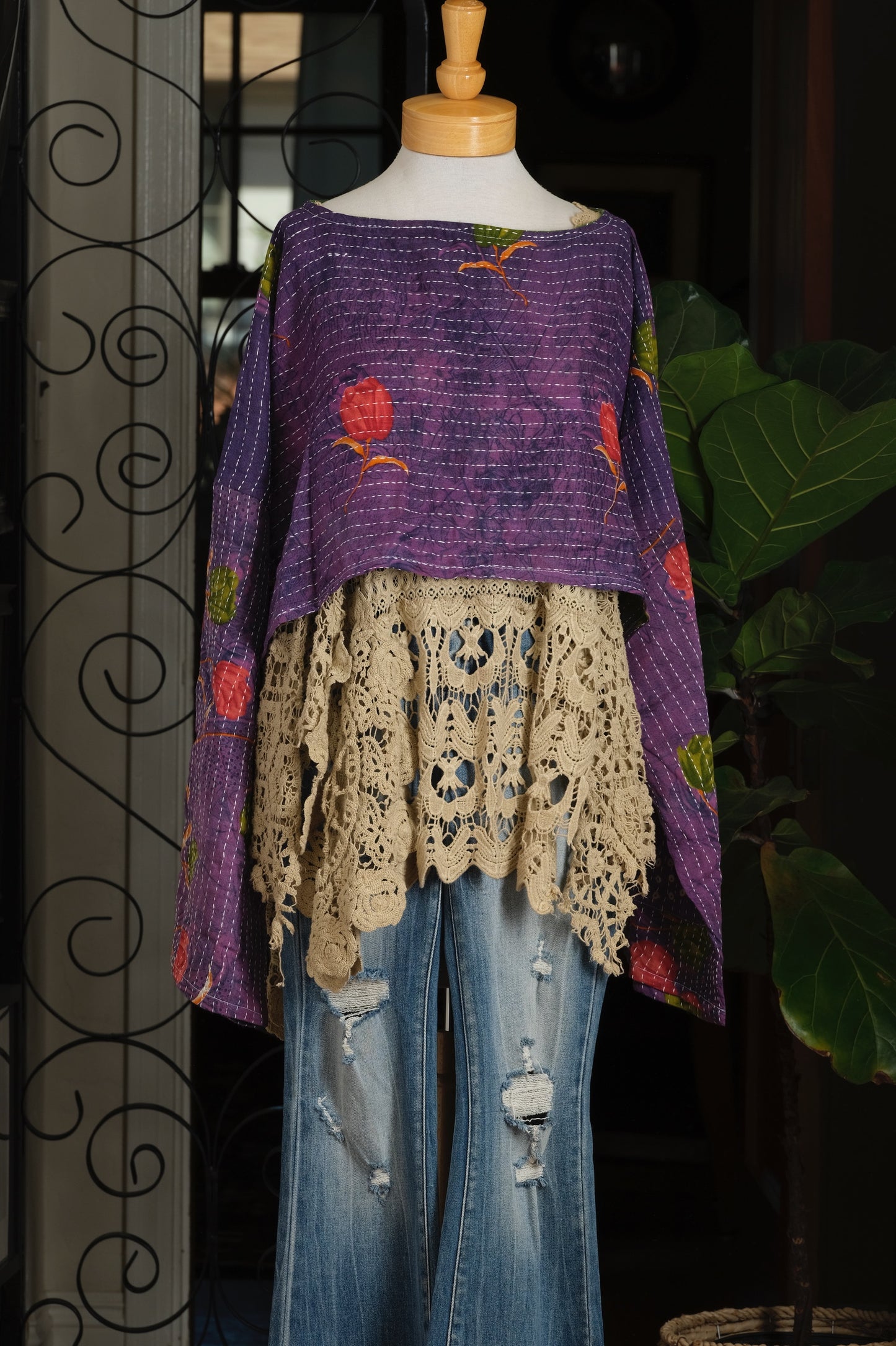 Crop Top in Violet Tulip Garden