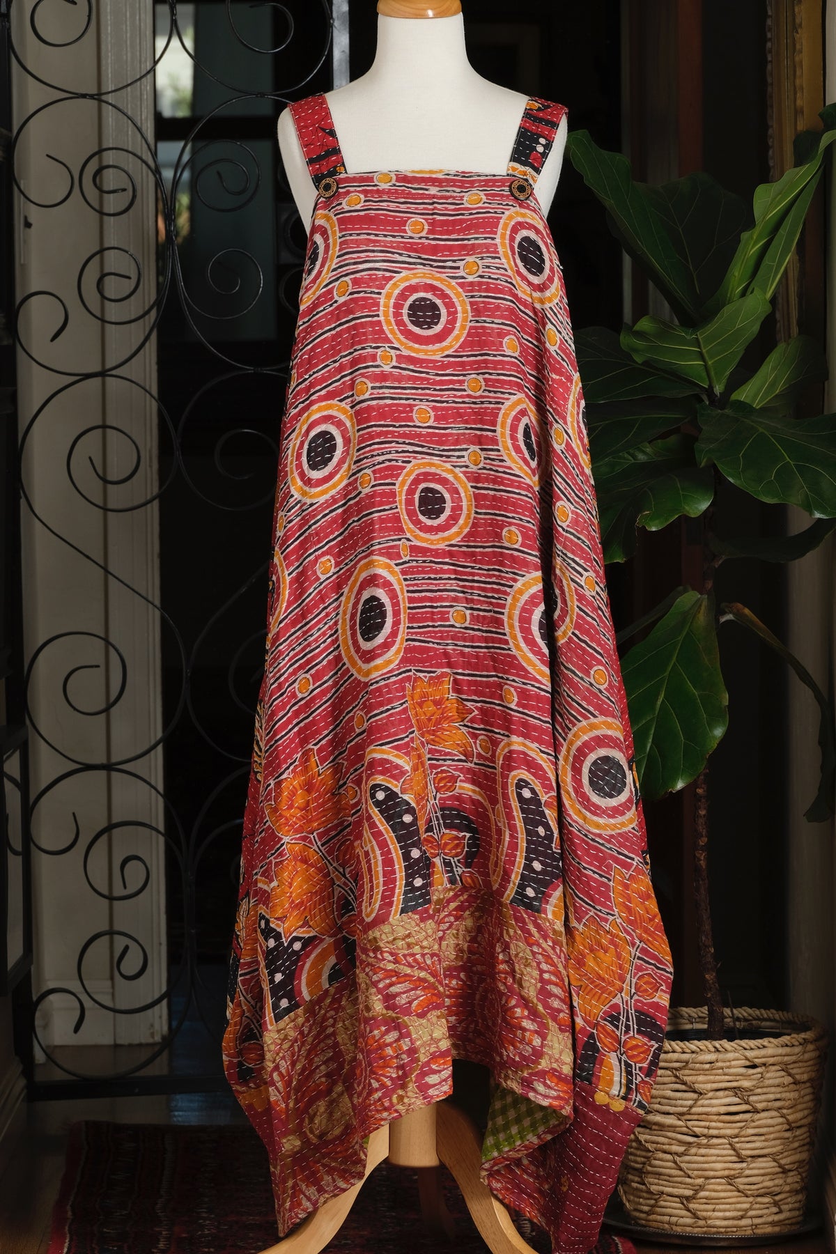 Button Kantha Maxi Dress in Dotted Garden – Chateau Bel Age Boutique