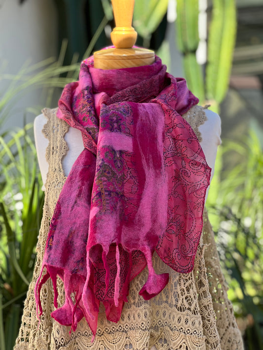 Lotus Scarf in Pink Swan