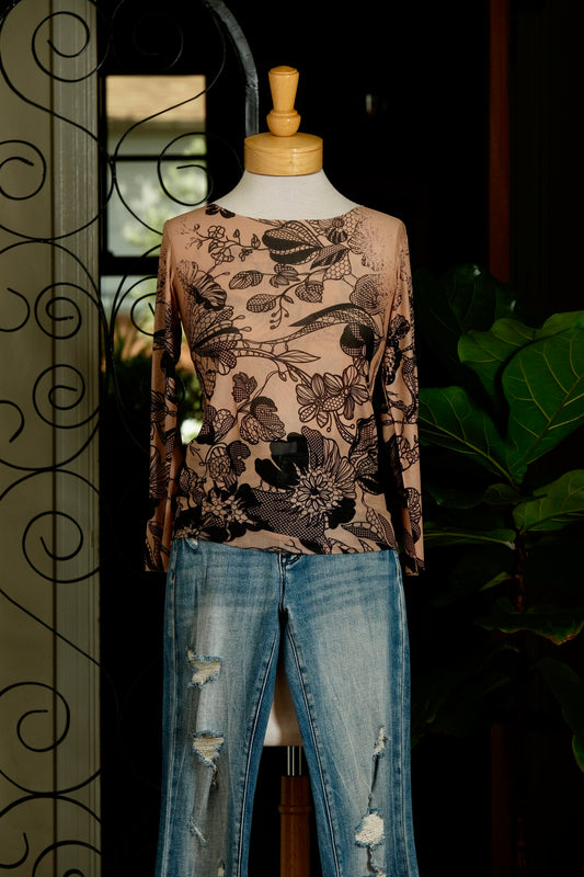 Nude Mesh T in Shadow Garden