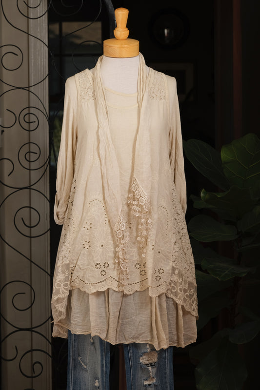 Moon Gazer Top in Ecru