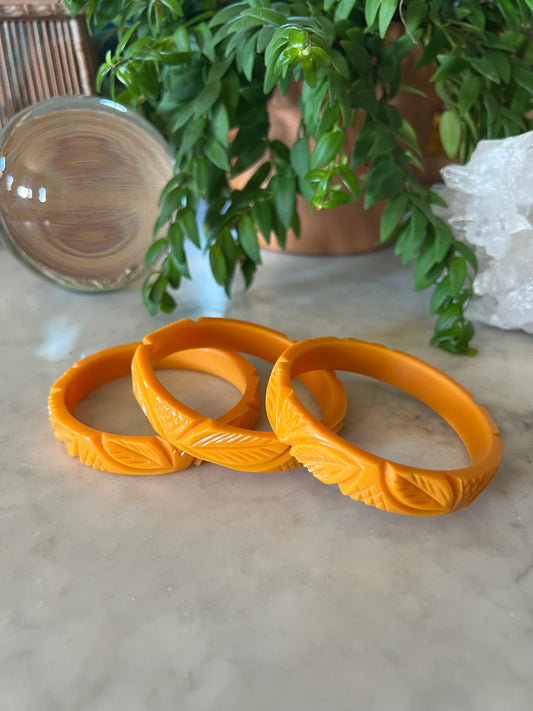 Leaf Bangle in Marigold