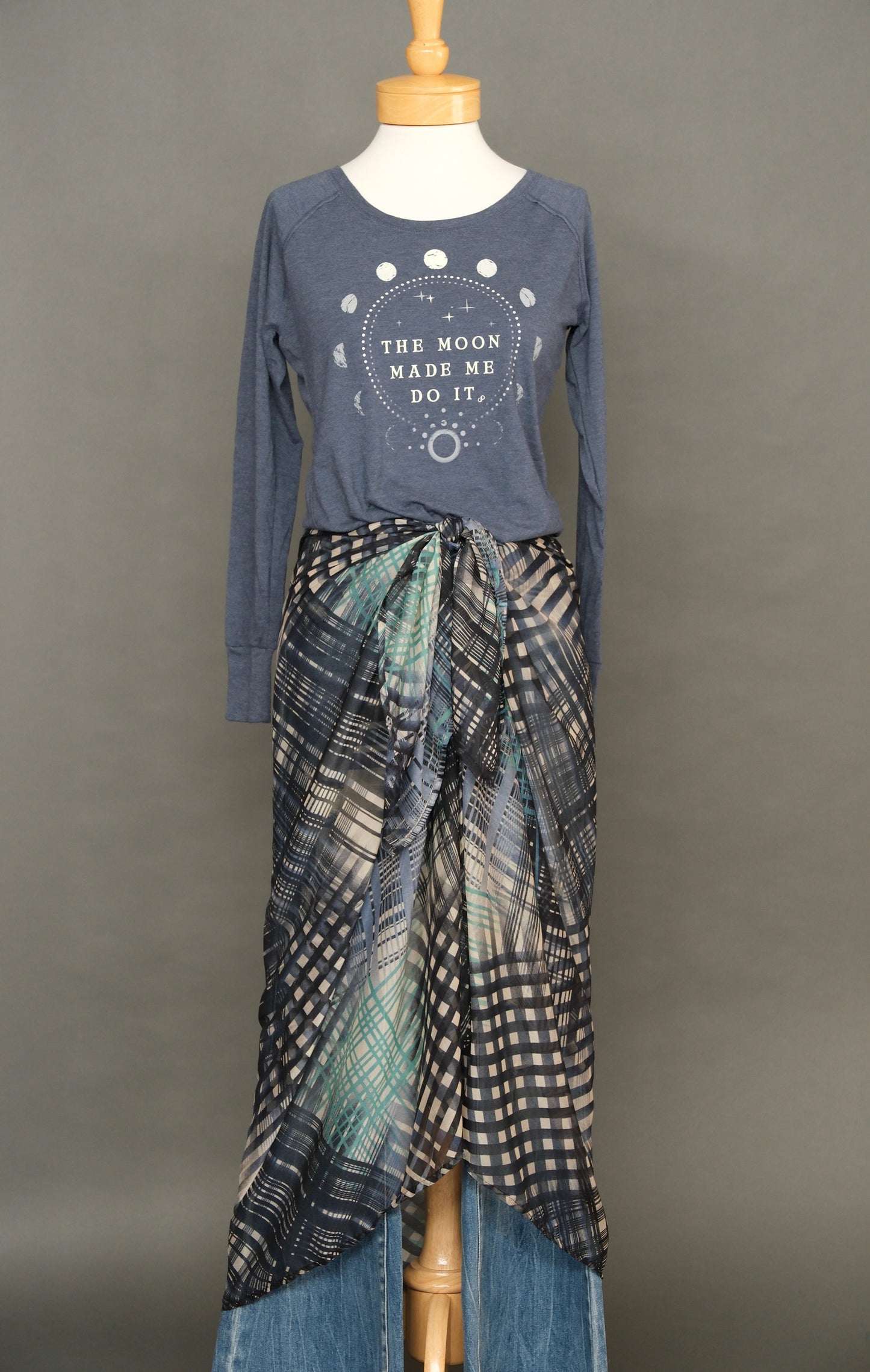 City Chic Sarong in Charcoal Aqua Plaid
