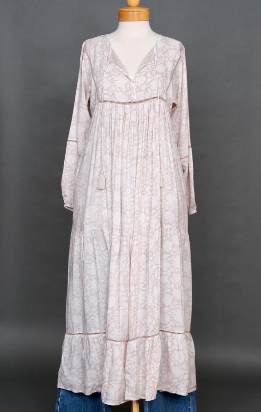 Dream A Little Dream Dress in Natural