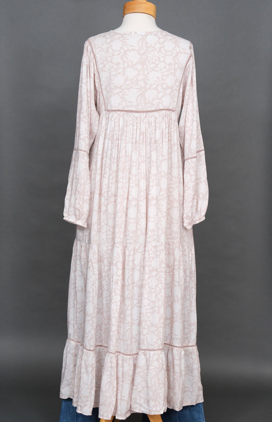 Dream A Little Dream Dress in Natural