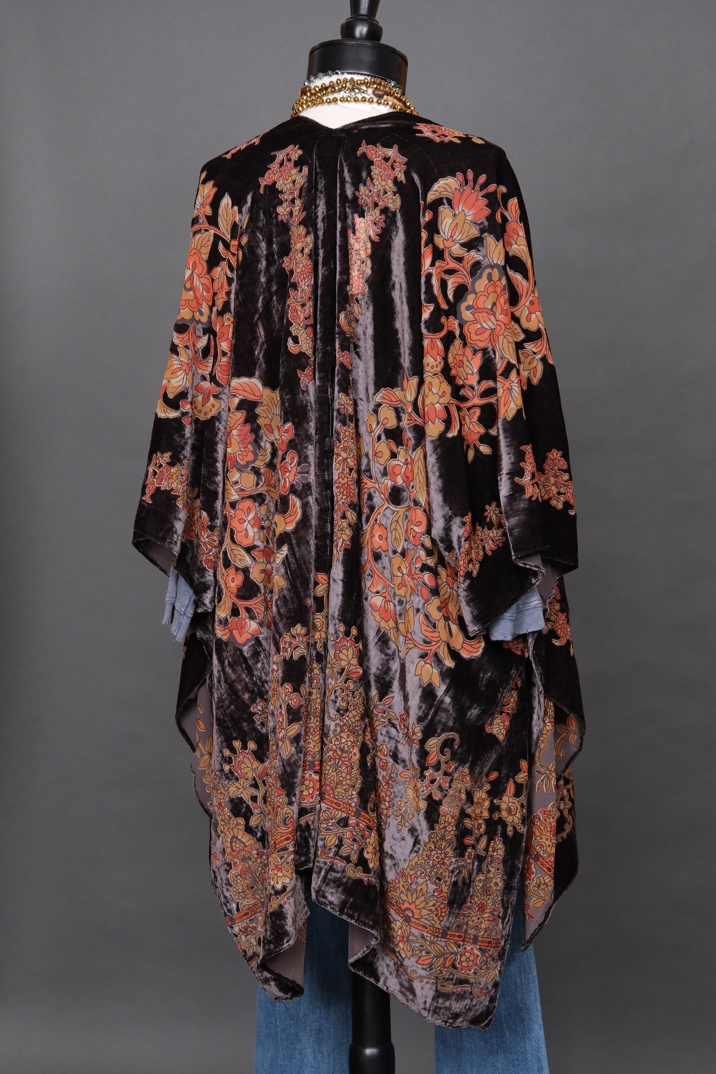 Sienna Midnight Burnout Velvet Duster – Chateau Bel Age Boutique (view 2)