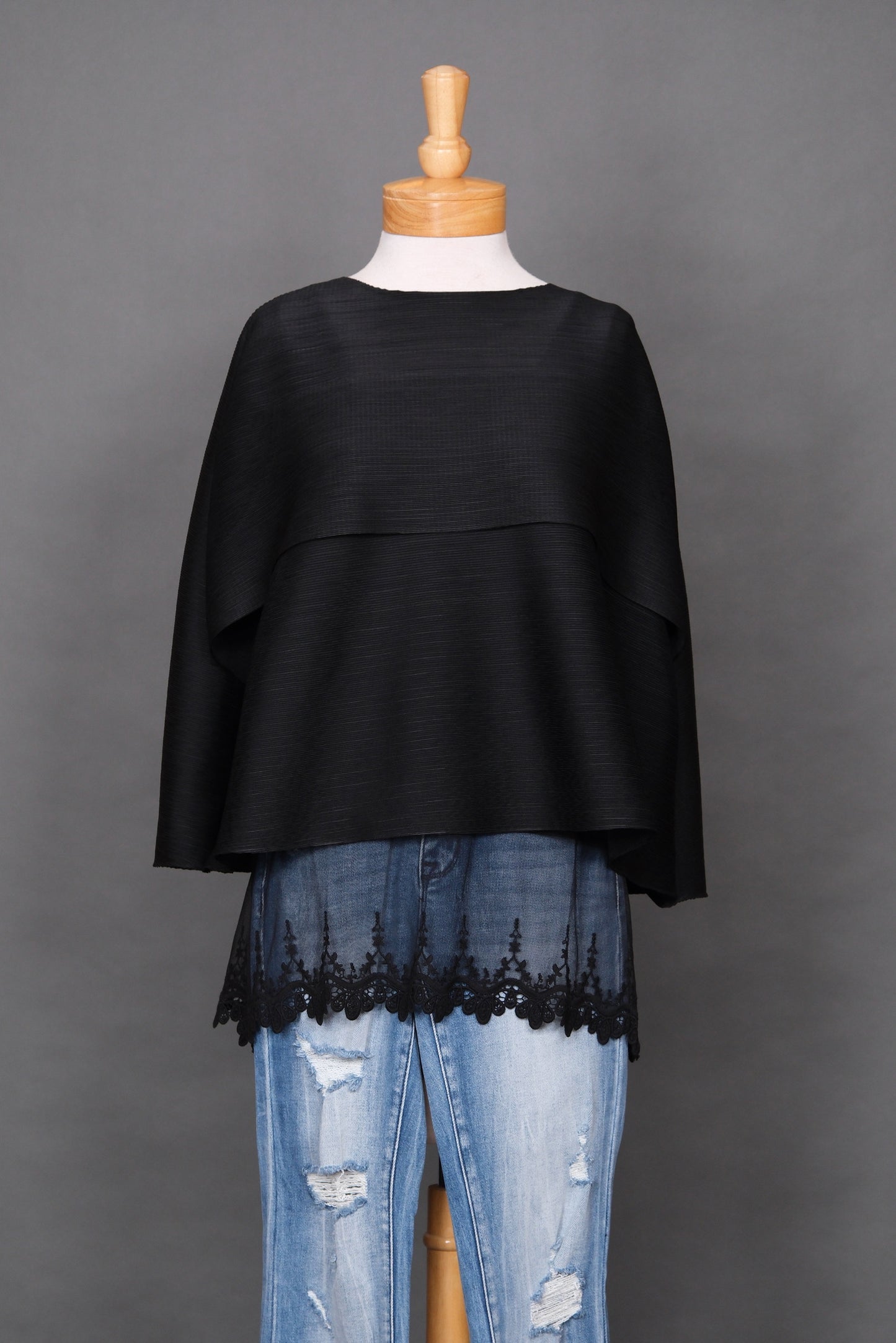 Swinton Cape Top in Inky Black