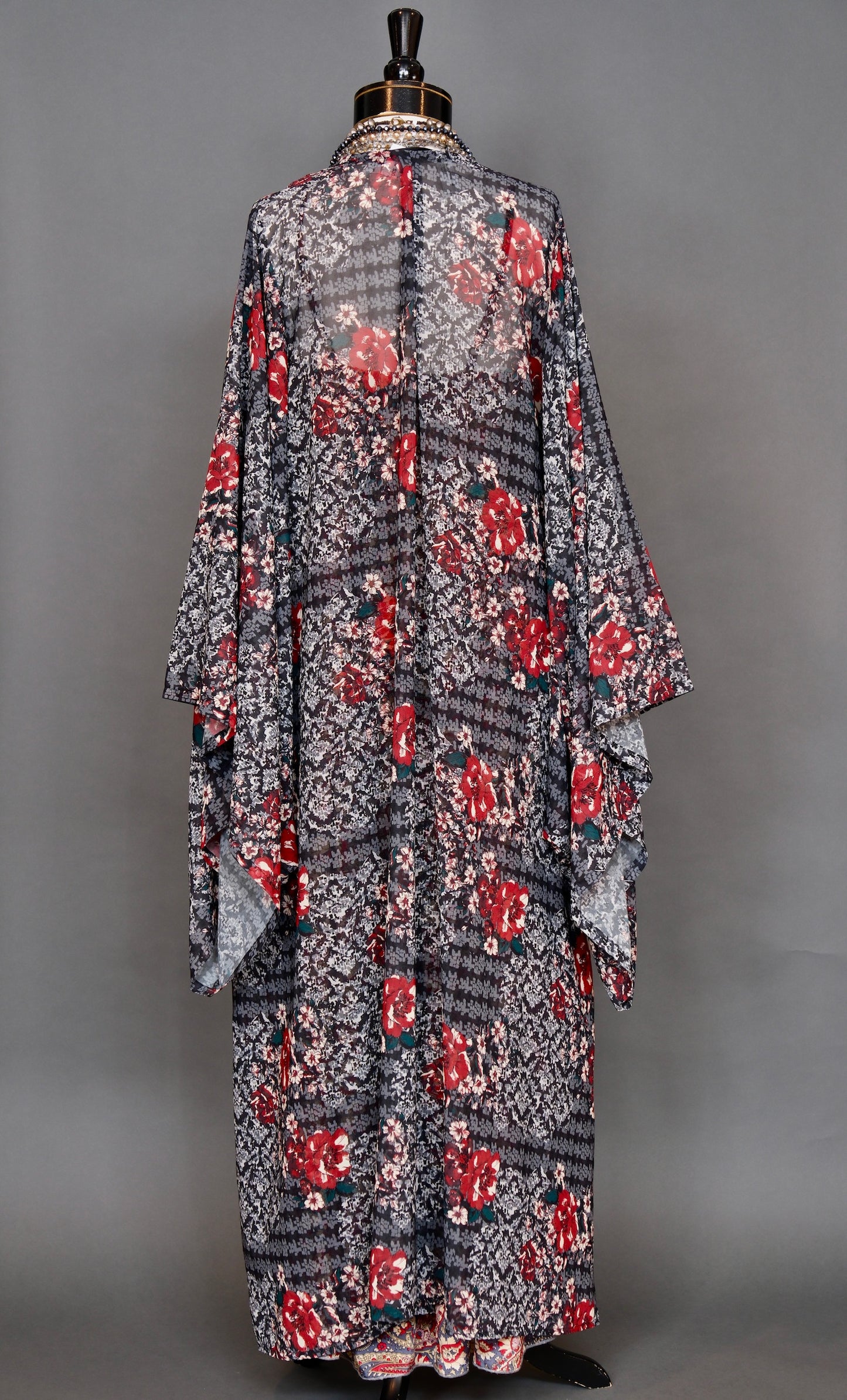 Smokey Rose Kimono By Jennafer Grace