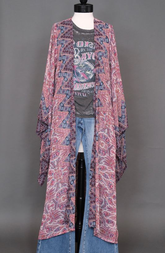 Via Chateau Kimono by Jennafer Grace