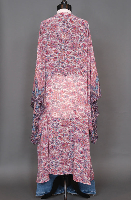 Via Chateau Kimono by Jennafer Grace