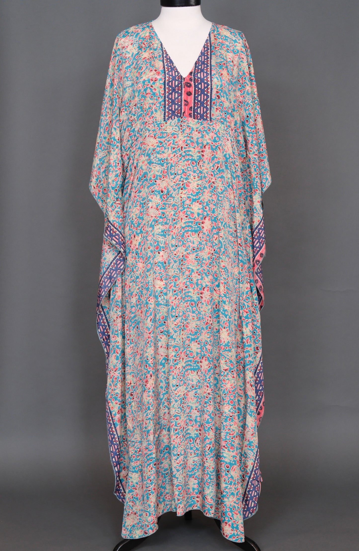 Villa Caftan in Summer of Love