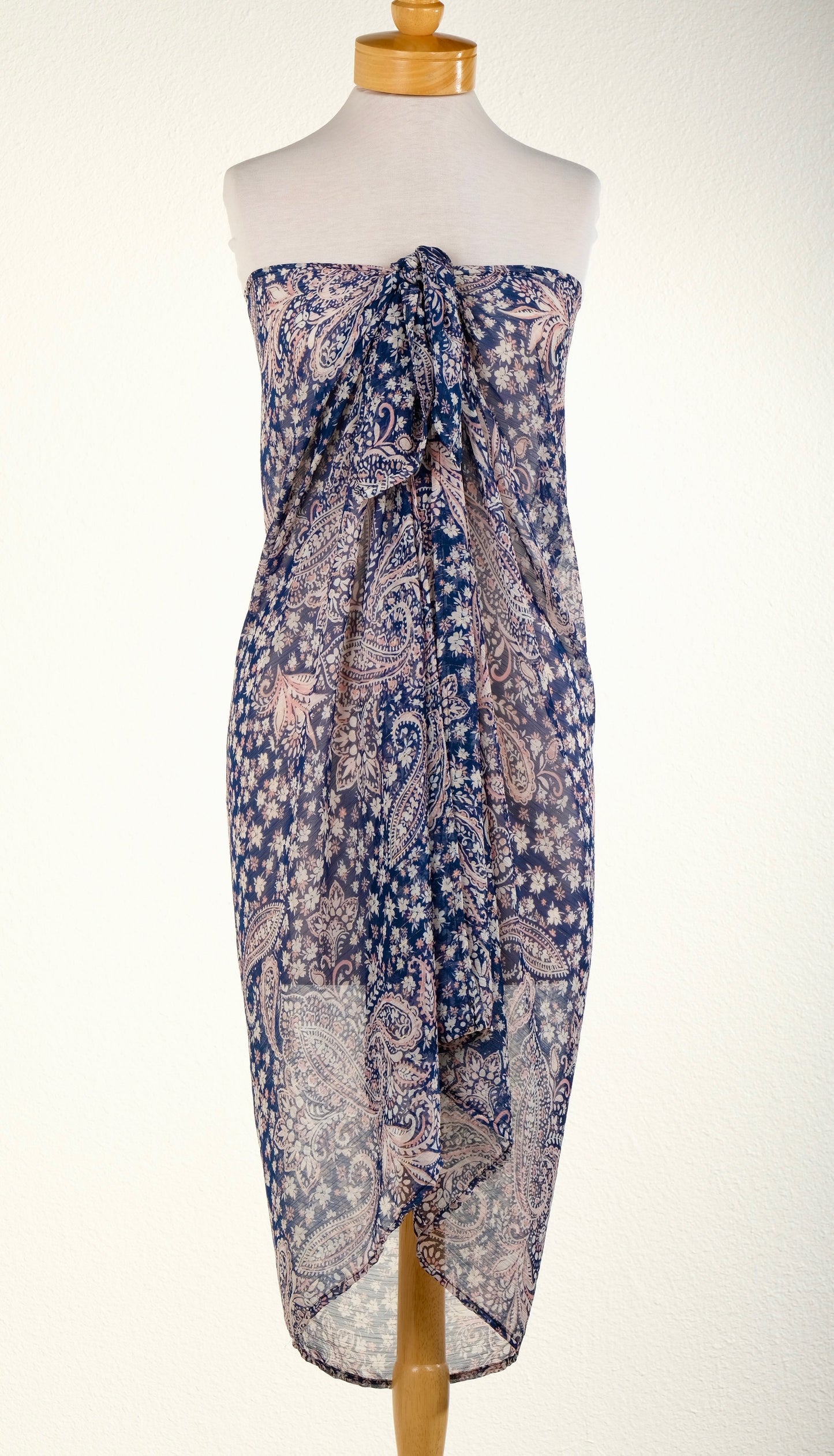 Sarong in Navy, White & Pink Paisley by St Jazmin