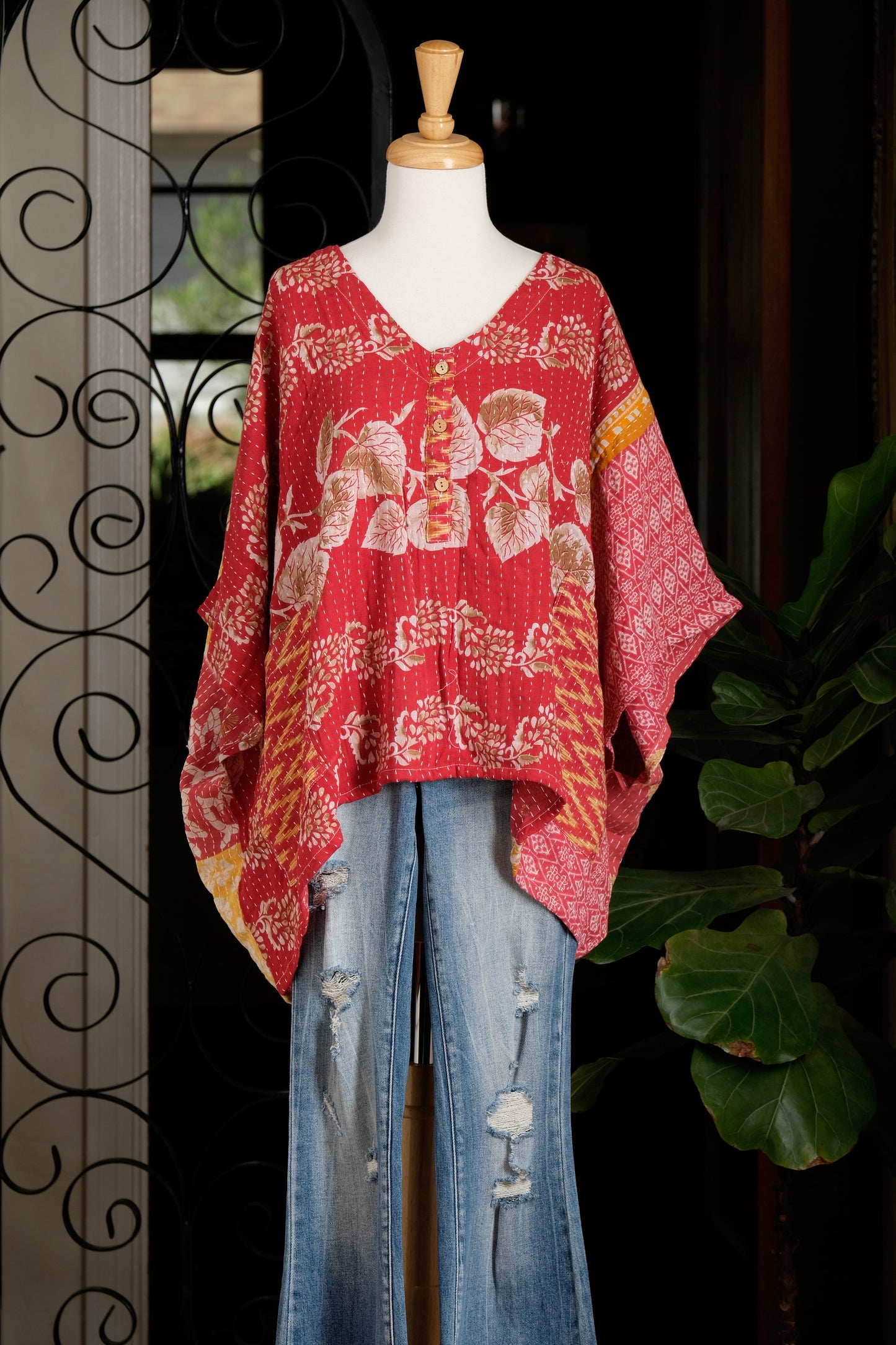 Kantha Button Top in Latte Leaf