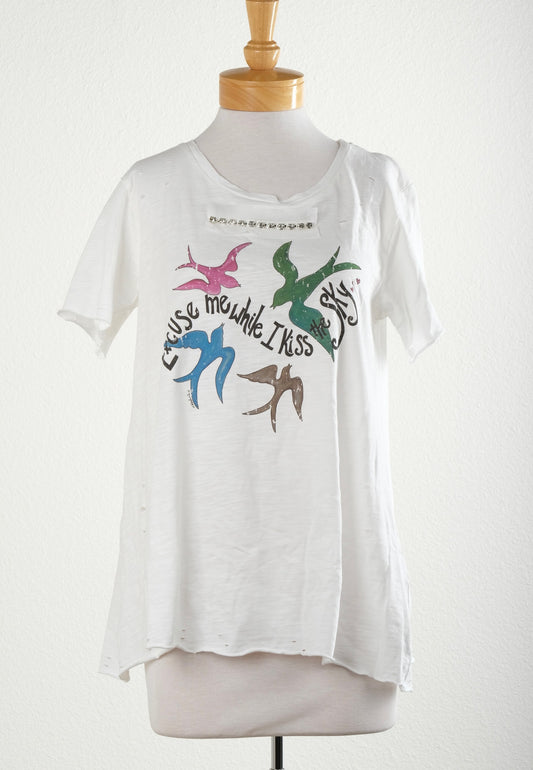 T Shirt in Kiss The Sky