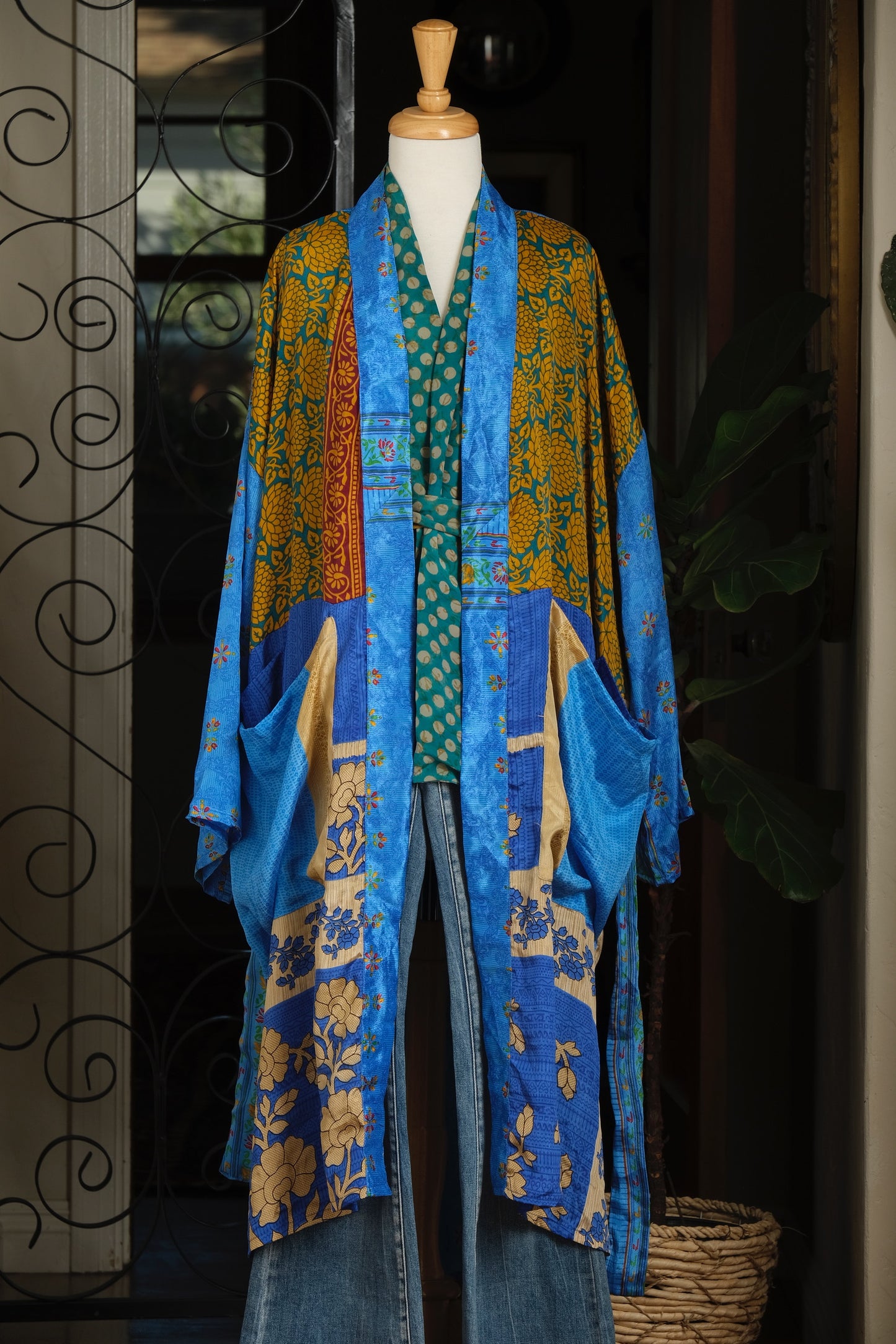 Silky Pocket Duster In Golden Artichoke