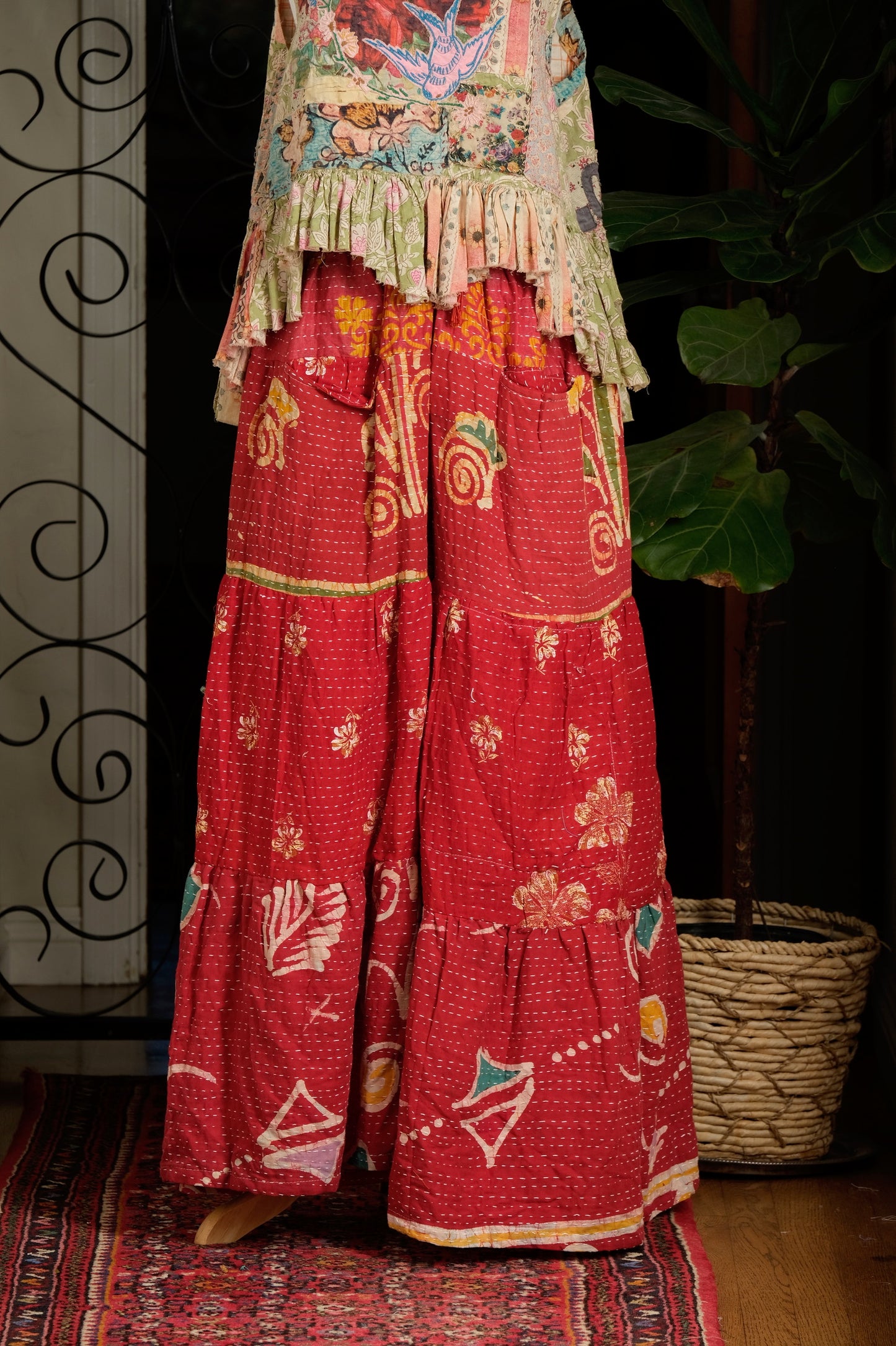 Pocket Pant in Red Pinwheel