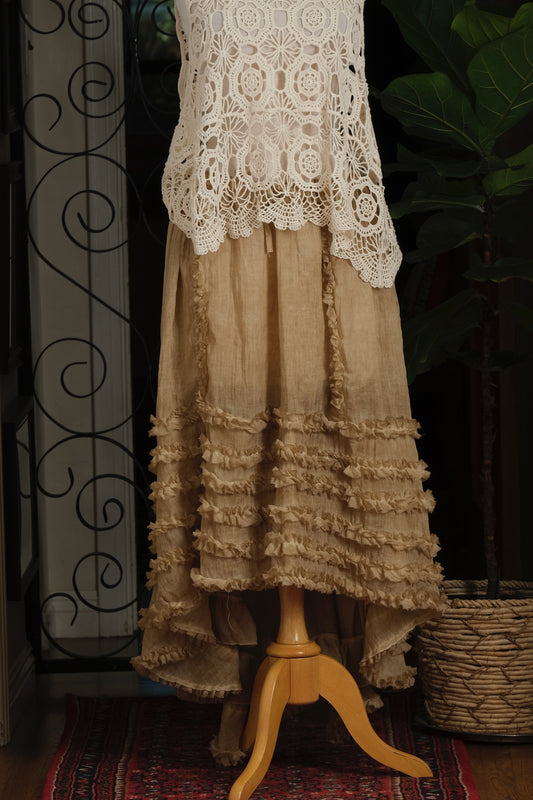 Ruffle Skirt in Milk and Honey