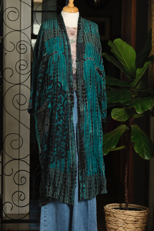 Smoke Duster in Teal Garden Gate