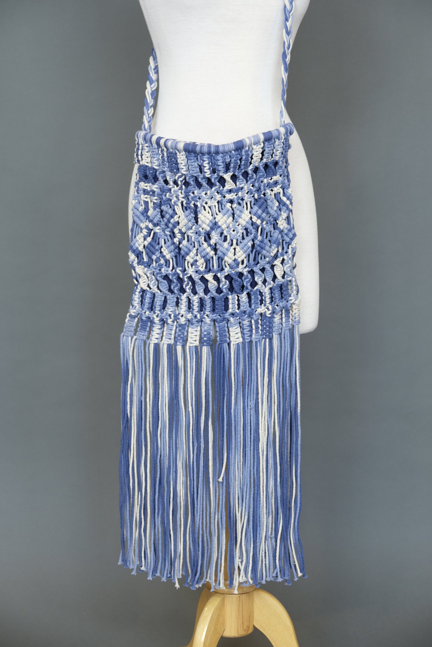 Summer Time Blues Macrame Bag