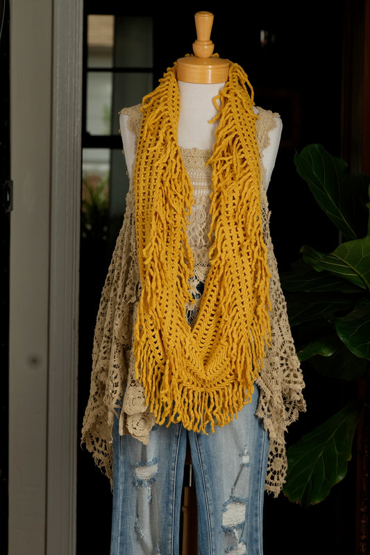 yellow
scarf
mustard scarf
infinity scarf