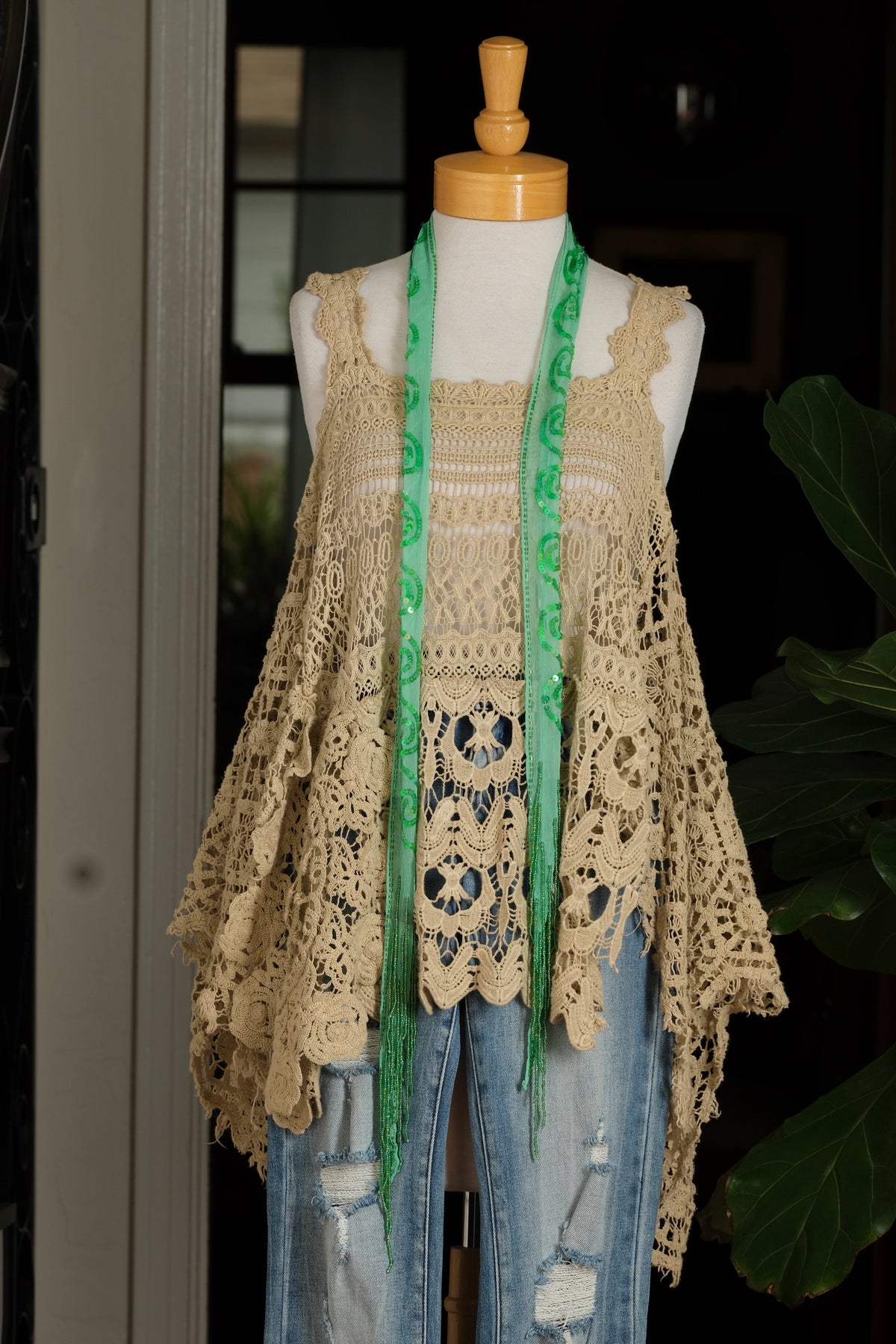 skinny scarf
scarf
green
chateau bel age