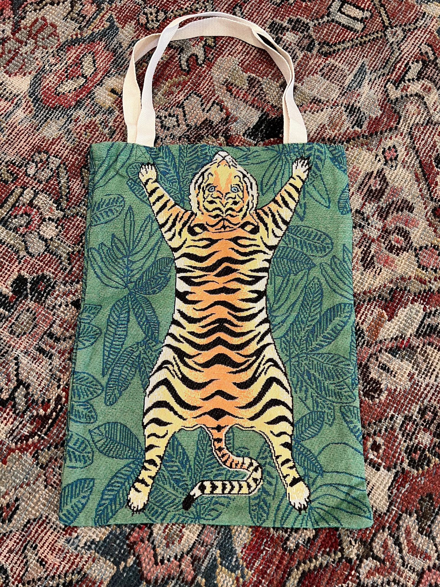 Tiger Tote in Green