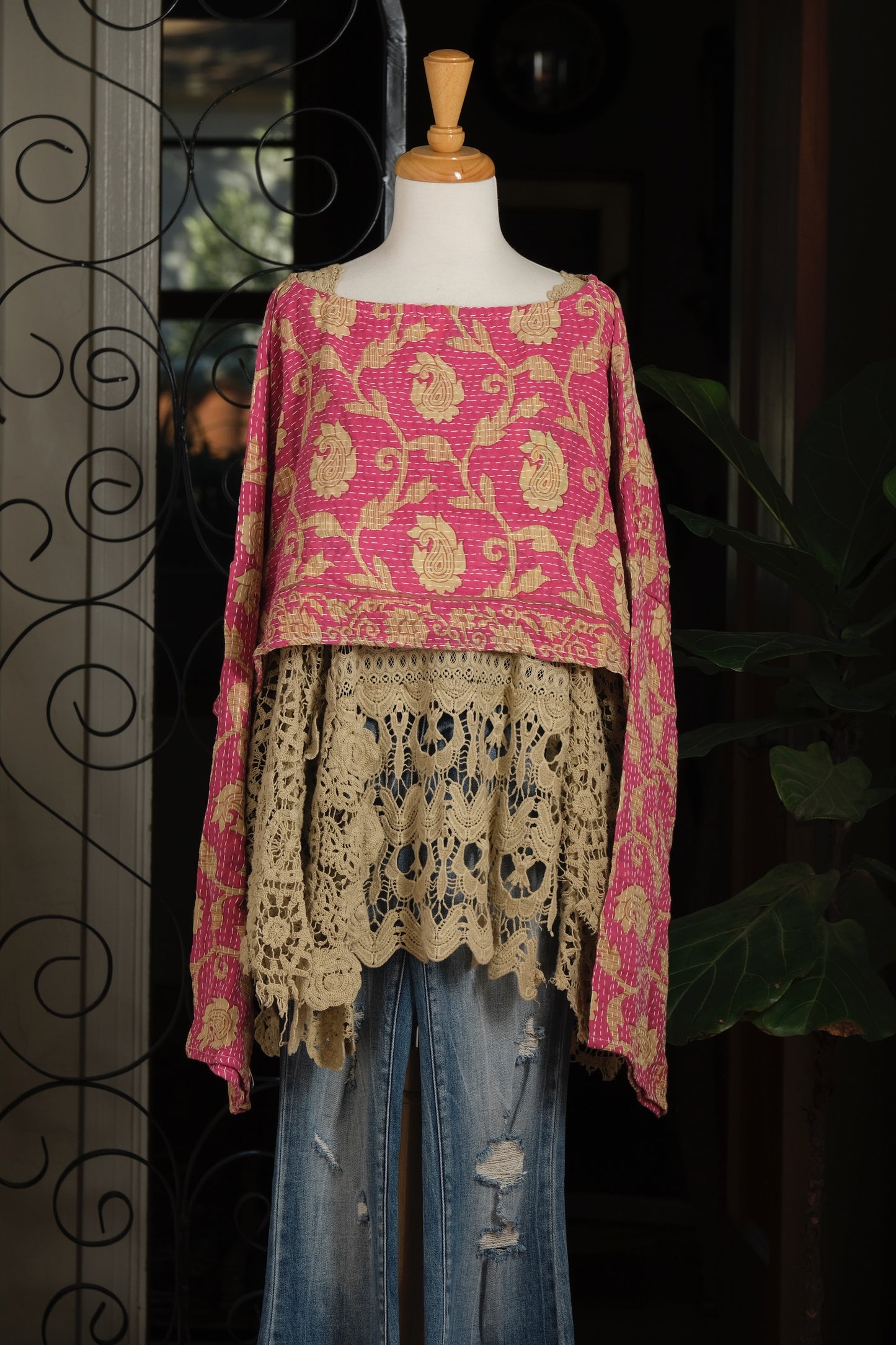 Crop Top in Paisley and Vine