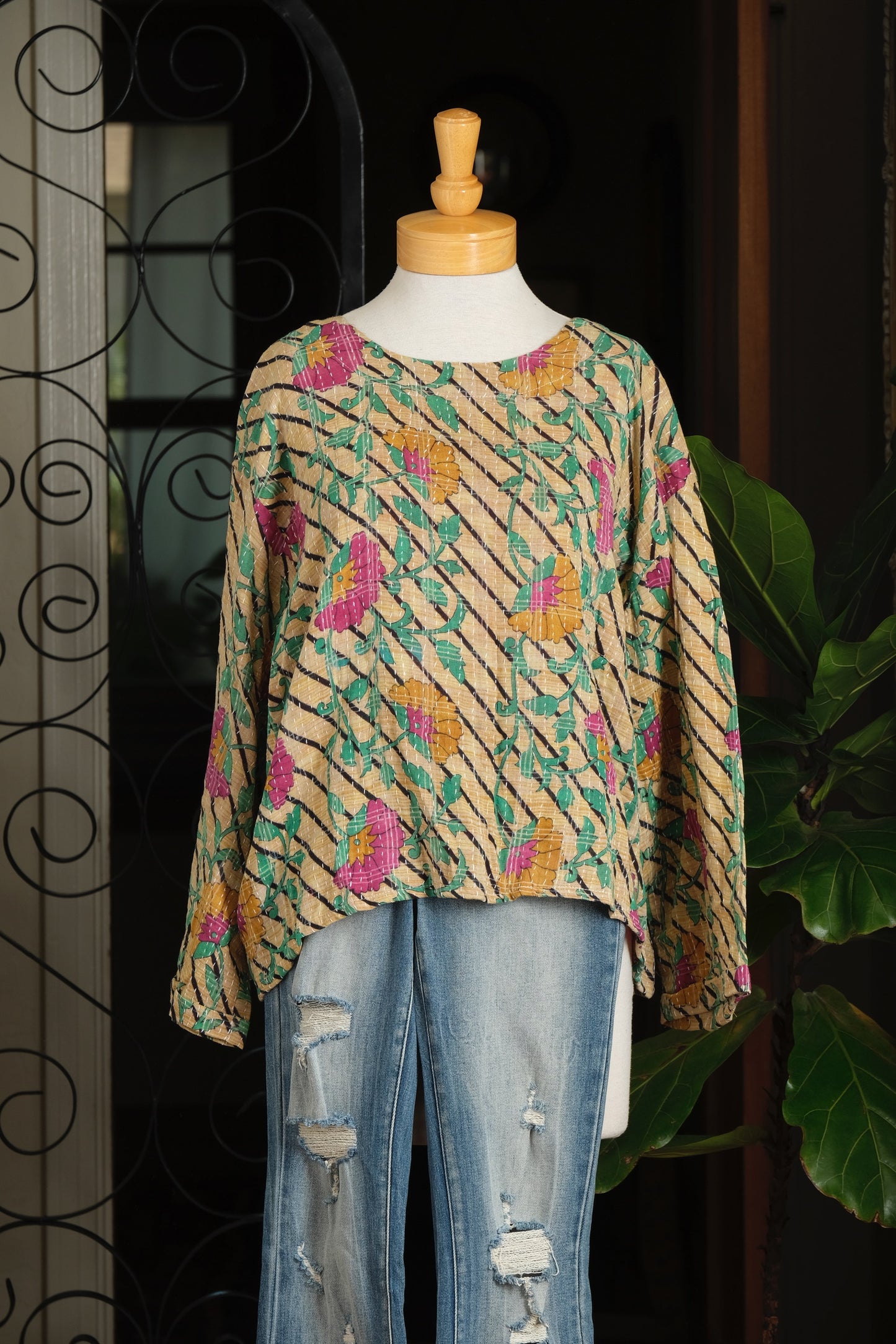 Wander Top in Pink Gold Lotus