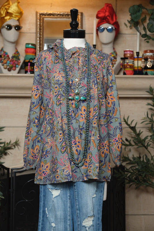 Sweet Blouse in Blue Garden