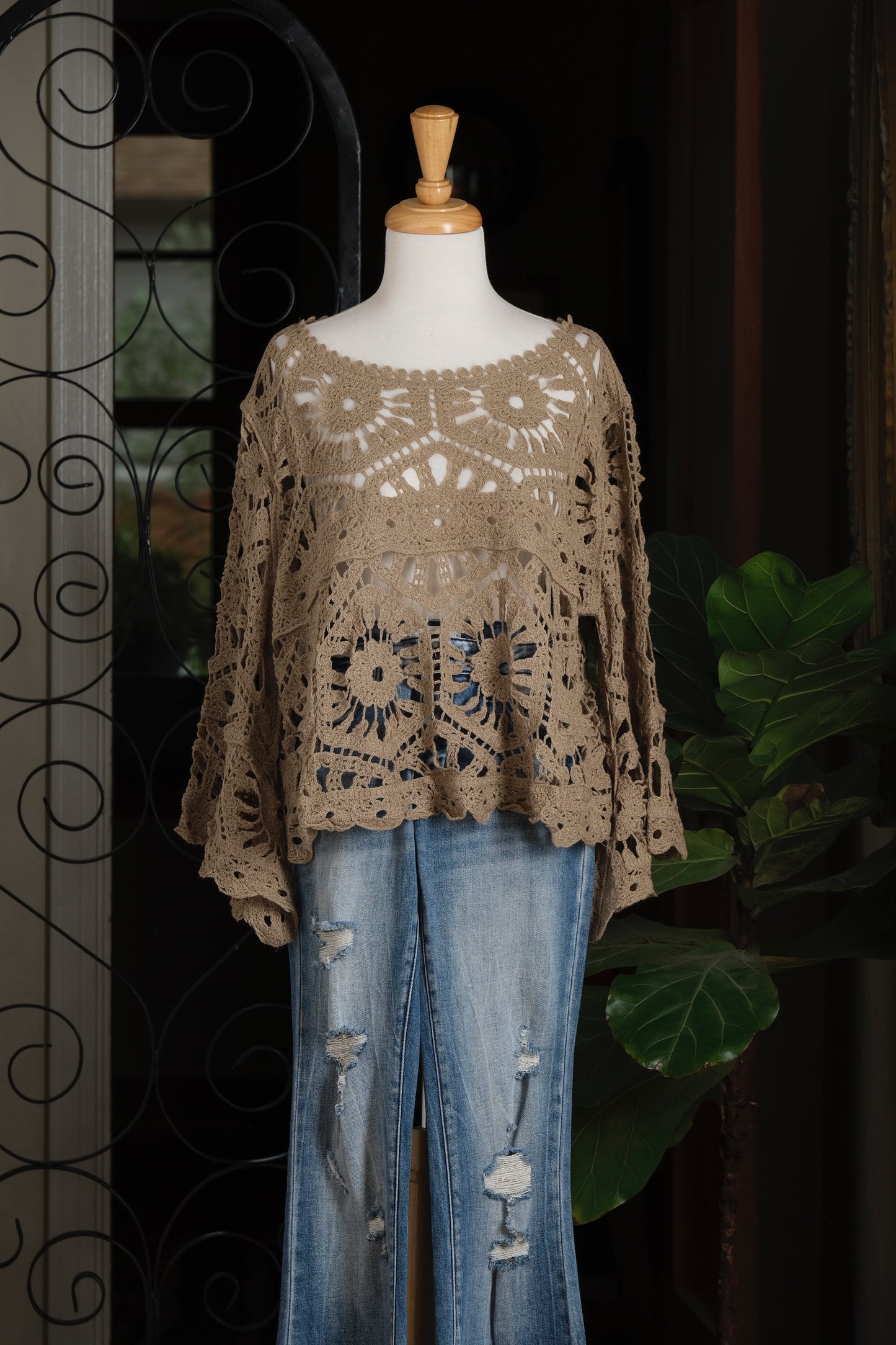 Lullaby Crochet T Shirt in Heirloom