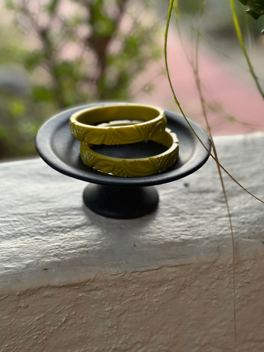Leaf Bangle in Chartreuse