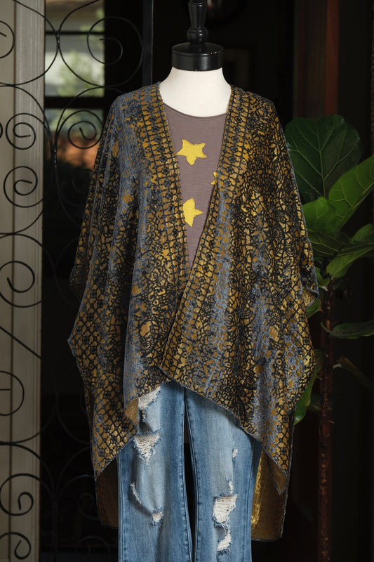 Deco Kimono in Velvet Burnout in Gold Smoke – Chateau Bel Age Boutique