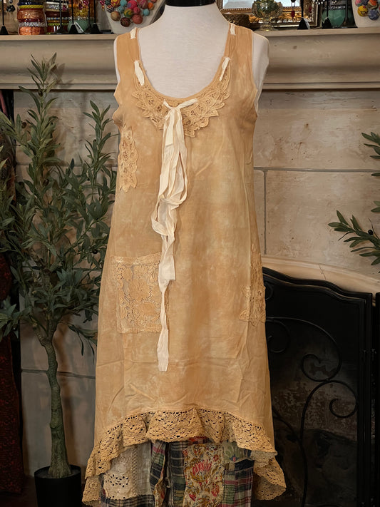 Juniper Tunic in Sweet Ginger