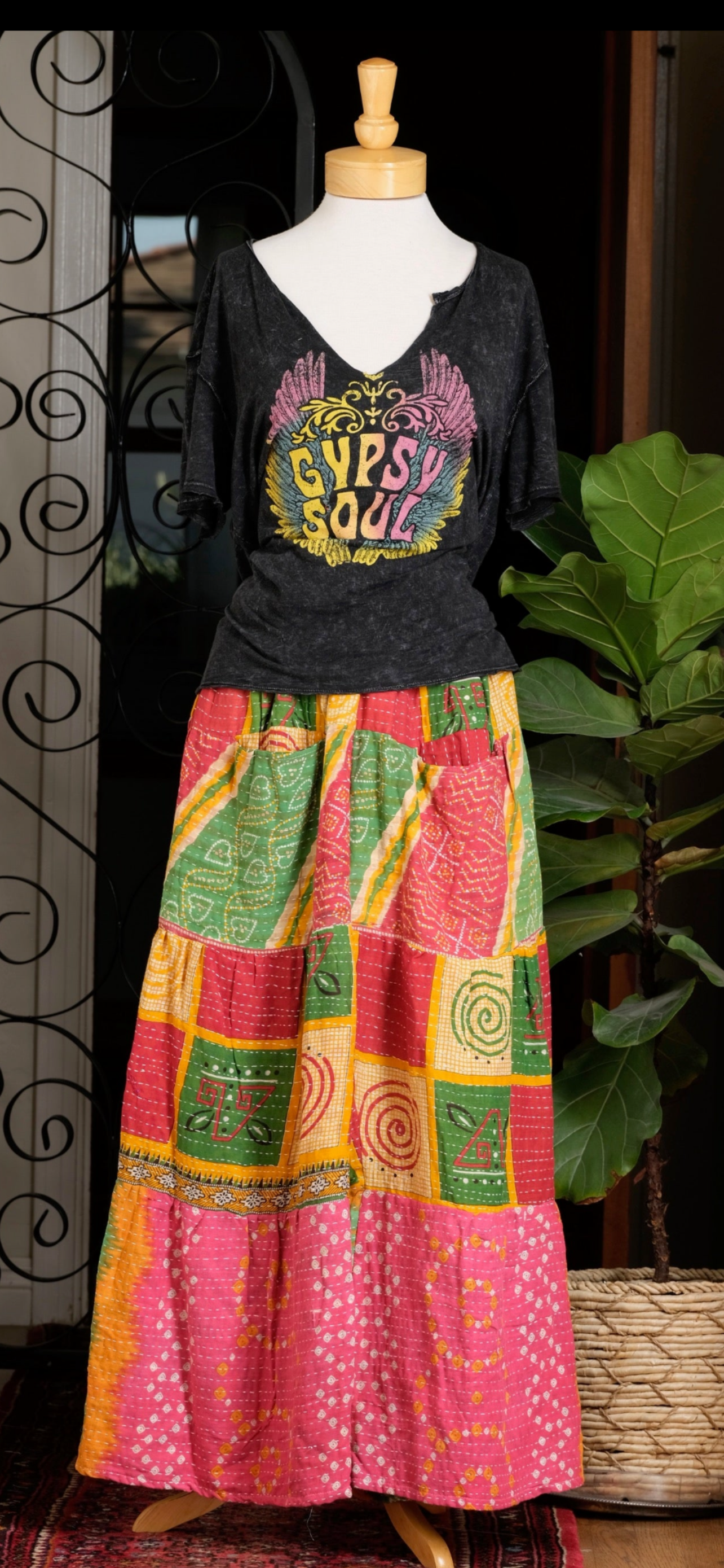 Pocket Pant in Check Out