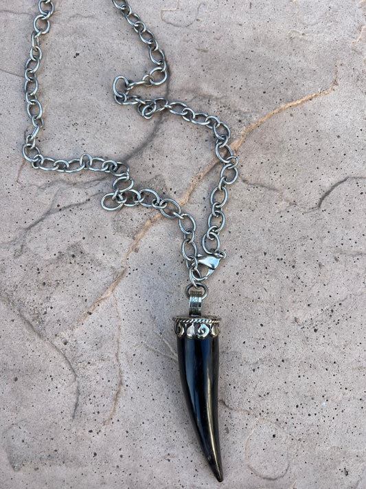 Horn Pendant 966, 967 Chain Necklace